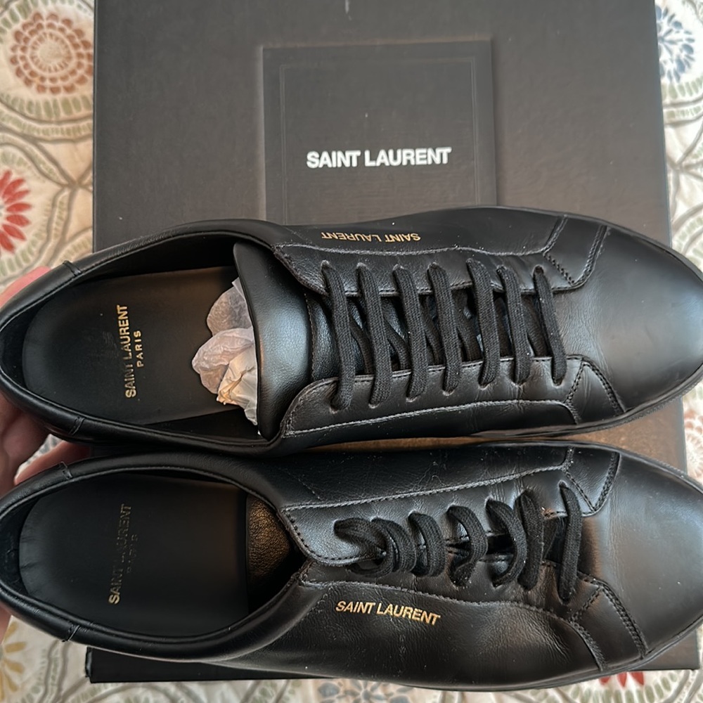 Saint Laurent Men’s Andy Sneakers in Leather - Picture 5 of 7
